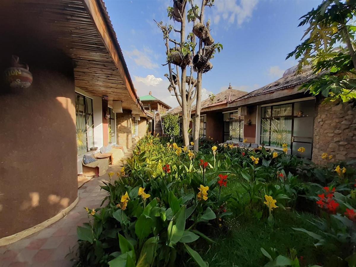 Lodge Du Chateau Gonder ภายนอก รูปภาพ